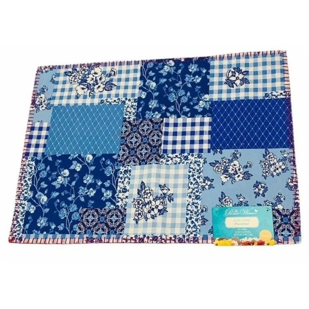 The Pioneer Woman Heritage Patchwork Reversible Placemats‎ Blue Red Set of 4 NEW